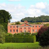 10 Castle Street