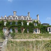 Hasfield Court