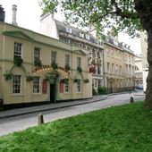 Crystal Palace Pub