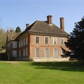 Buston Manor