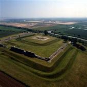 EH - Richborough Roman Fort and Amphitheatre
