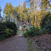 Pink Cottage, Weston Park