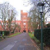 Girton College (Cambridge College)
