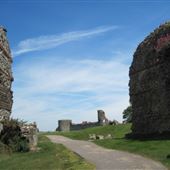 EH - Pevensey Castle