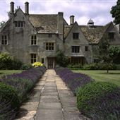 NT - Avebury Manor & Garden