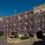 Castle Hotel