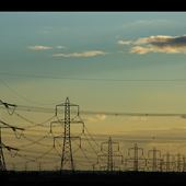 Pylons near Brantingham, E.Yorks