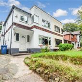 Semi Detached Rural House in Manchester