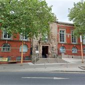 Sale Town Hall