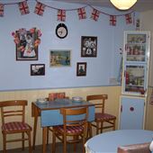 7 Lancaster Way - 1950s house