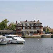 Oulton Broad Water Sports Centre