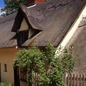 NT - Flatford Mill - Bridge Cottage