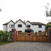 3 Gables