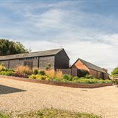 Chalk Barn at Buttle Farm