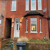 28 South Hill Road