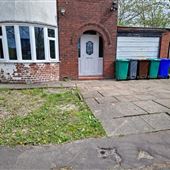 15 Midgley Avenue