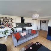 Modern bright manchester city apartment