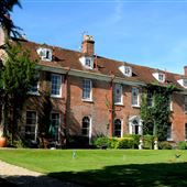 New Park Manor Hotel