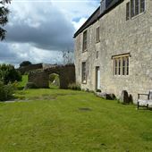 Farncombe House