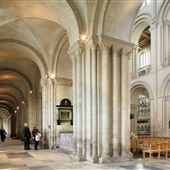 Norwich Cathedral Interior: Aisles