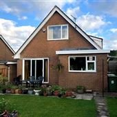Stunning 1970's Detached House With Mountain Views