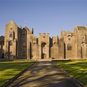NT - Compton Castle