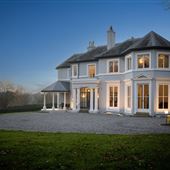 Huntsland House