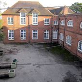 Sir Roger Manwoods School