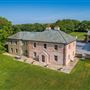 Duredon House